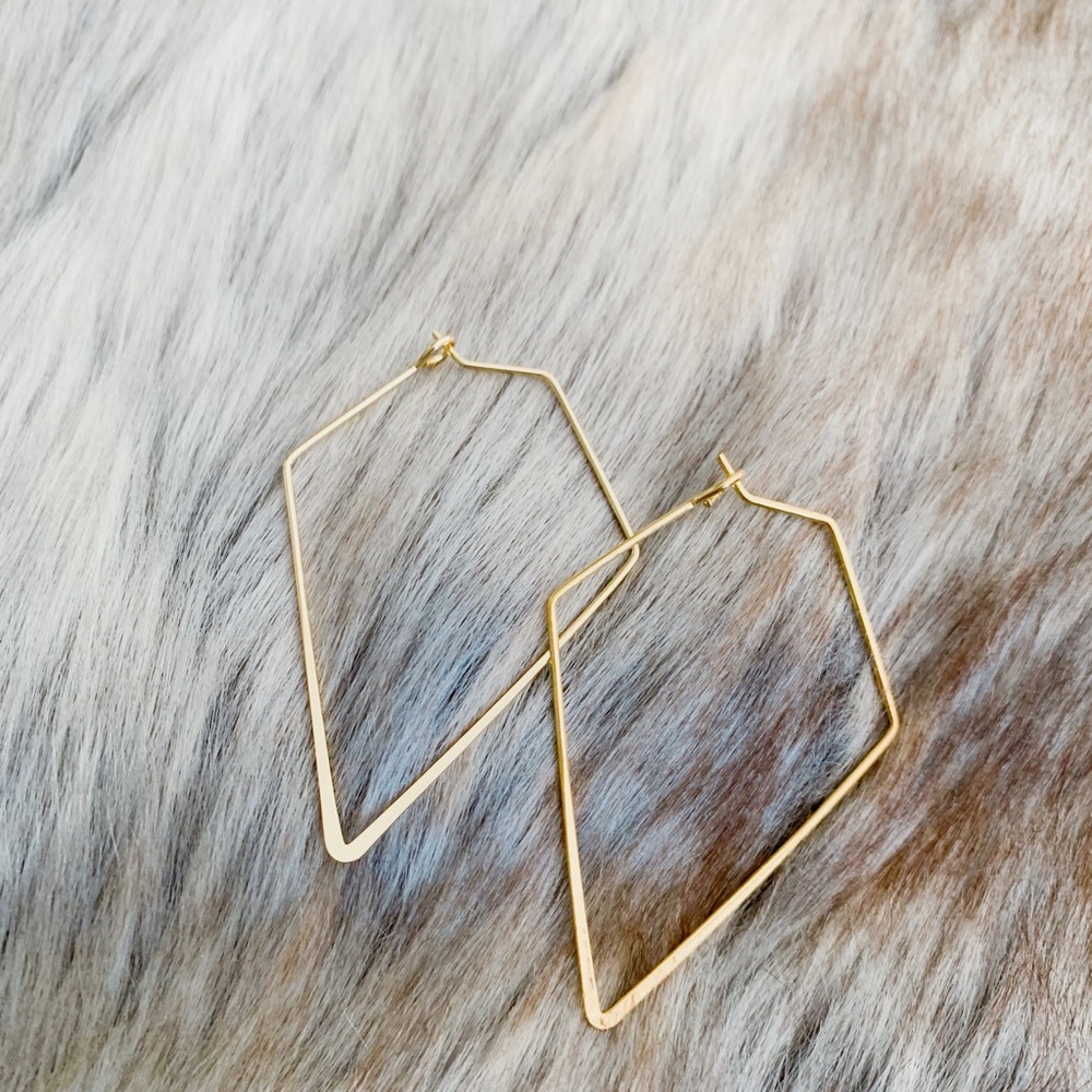Trapezoid hoop earrings